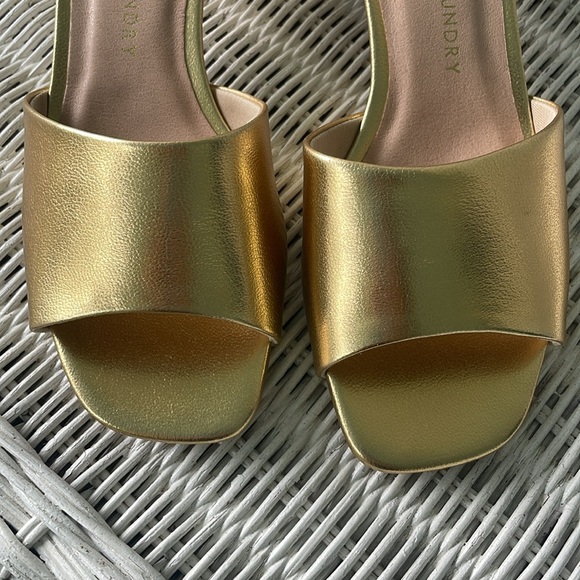 New Chinese Laundry Lana Gold Block Heel Sandals Slides size 7.5 - Picture 4 of 12